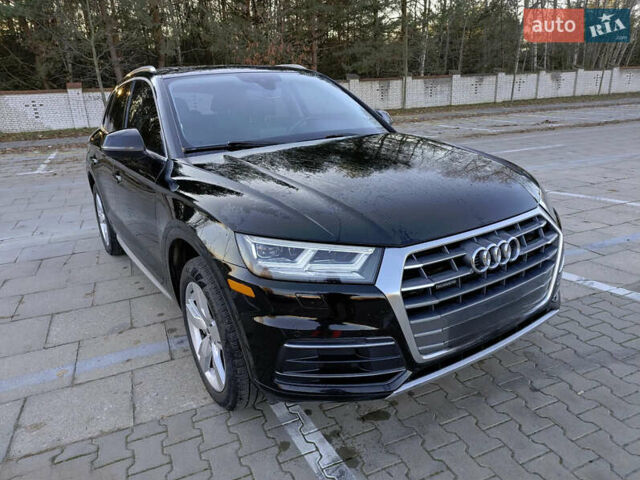 Черный Ауди Ку 5, объемом двигателя 1.98 л и пробегом 207 тыс. км за 25000 $, фото 6 на Automoto.ua