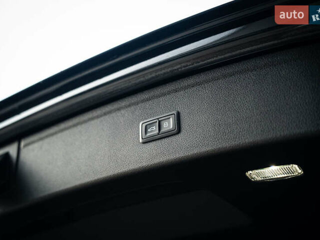 Черный Ауди Ку 5, объемом двигателя 1.98 л и пробегом 87 тыс. км за 28800 $, фото 10 на Automoto.ua