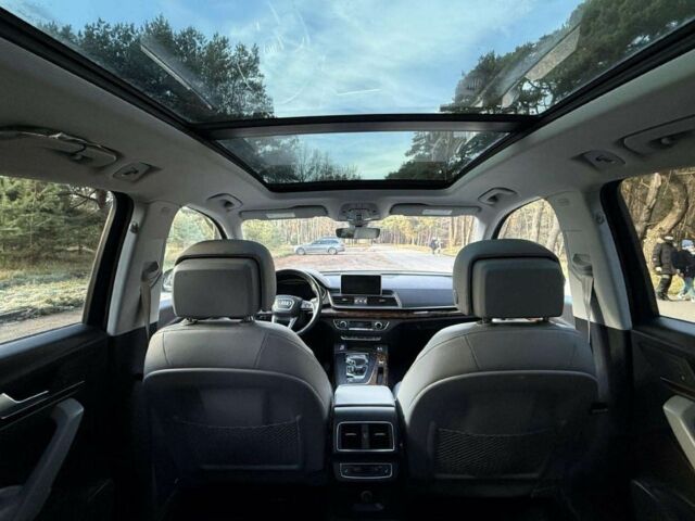 Чорний Ауді Ку 5, об'ємом двигуна 2 л та пробігом 103 тис. км за 13500 $, фото 8 на Automoto.ua