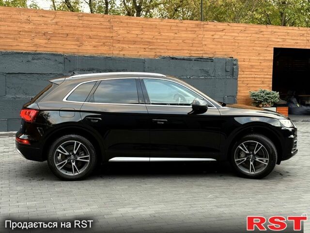 Ауди Ку 5 2018 в Киеве на Automoto.ua Черный Ауди Ку 5, объемом двигателя 2 л и пробегом 74 тыс. км за 26500 $, фото 7 на Automoto.ua