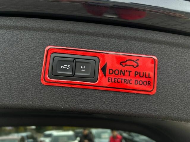 Черный Ауди Ку 5, объемом двигателя 2 л и пробегом 130 тыс. км за 28600 $, фото 22 на Automoto.ua