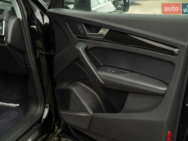 Черный Ауди Ку 5, объемом двигателя 1.98 л и пробегом 87 тыс. км за 28900 $, фото 52 на Automoto.ua