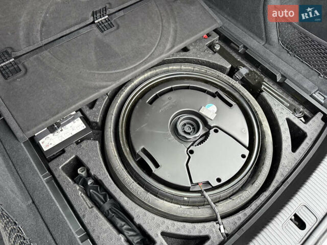 Черный Ауди Ку 5, объемом двигателя 1.98 л и пробегом 103 тыс. км за 27700 $, фото 29 на Automoto.ua