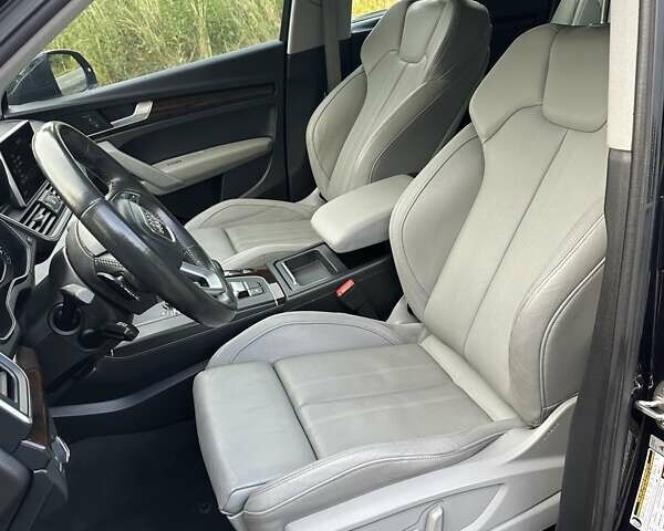 Чорний Ауді Ку 5, об'ємом двигуна 1.98 л та пробігом 195 тис. км за 22700 $, фото 44 на Automoto.ua