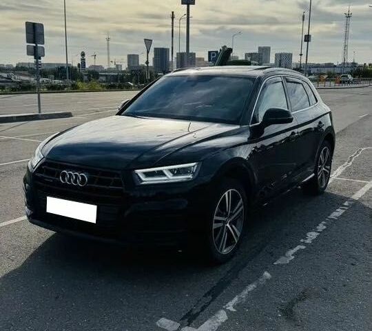 Чорний Ауді Ку 5, об'ємом двигуна 2 л та пробігом 89 тис. км за 15100 $, фото 7 на Automoto.ua