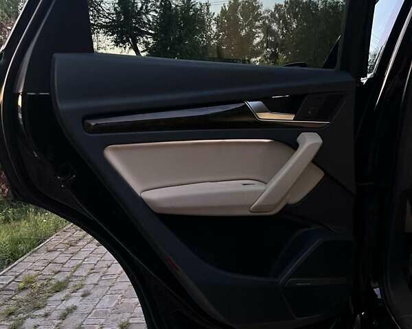 Черный Ауди Ку 5, объемом двигателя 1.98 л и пробегом 123 тыс. км за 25000 $, фото 17 на Automoto.ua