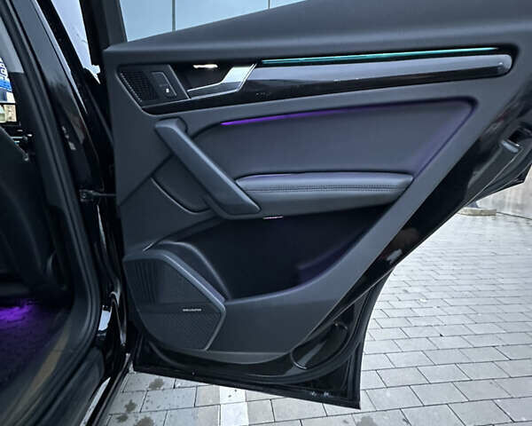 Черный Ауди Ку 5, объемом двигателя 1.98 л и пробегом 132 тыс. км за 23000 $, фото 14 на Automoto.ua