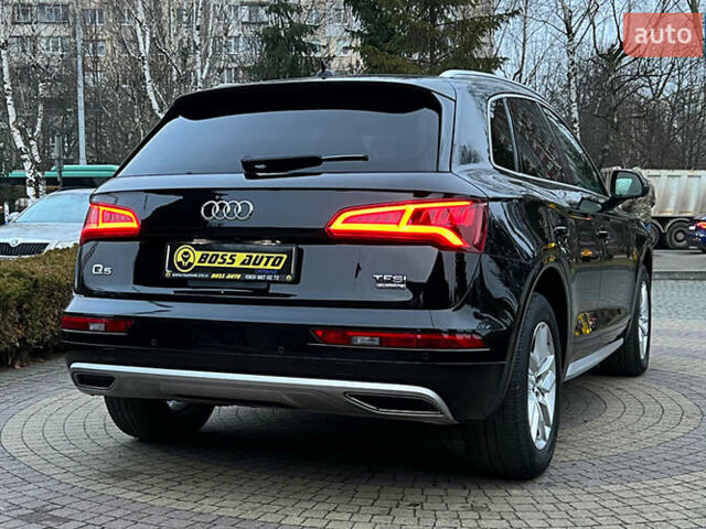 Черный Ауди Ку 5, объемом двигателя 1.98 л и пробегом 162 тыс. км за 20800 $, фото 6 на Automoto.ua