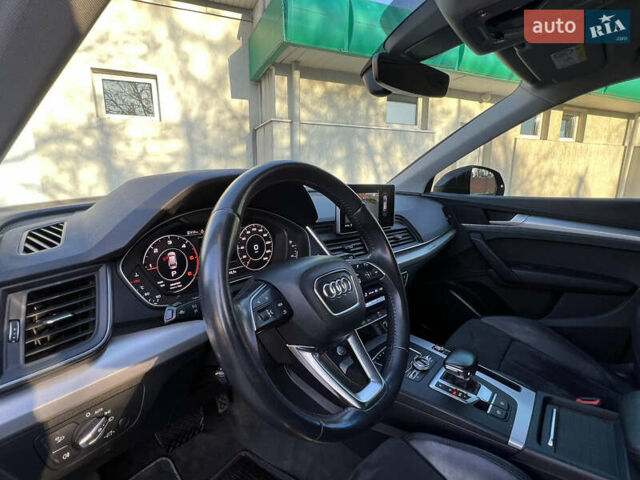 Черный Ауди Ку 5, объемом двигателя 1.97 л и пробегом 162 тыс. км за 34999 $, фото 61 на Automoto.ua