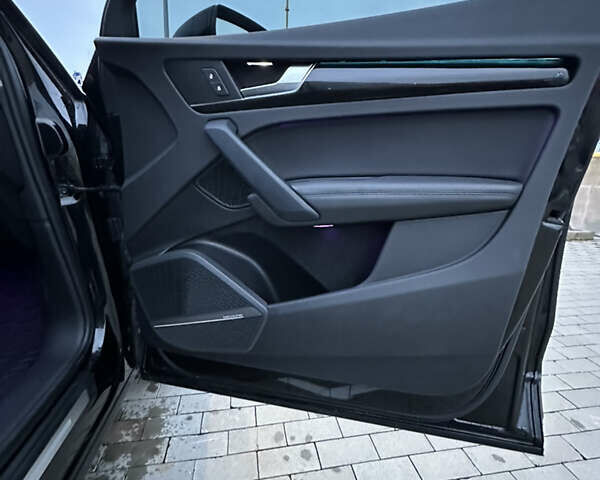 Черный Ауди Ку 5, объемом двигателя 1.98 л и пробегом 132 тыс. км за 23000 $, фото 16 на Automoto.ua