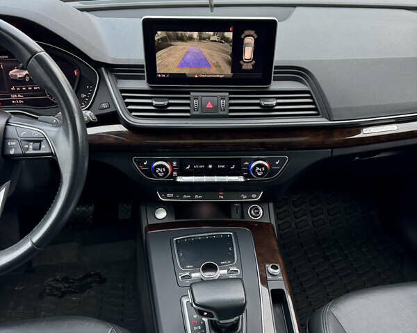 Чорний Ауді Ку 5, об'ємом двигуна 1.98 л та пробігом 125 тис. км за 24800 $, фото 16 на Automoto.ua