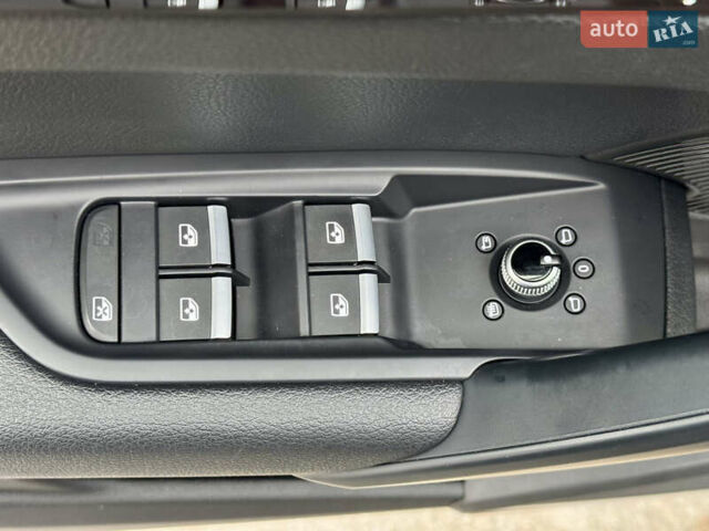 Чорний Ауді Ку 5, об'ємом двигуна 1.98 л та пробігом 125 тис. км за 24800 $, фото 31 на Automoto.ua