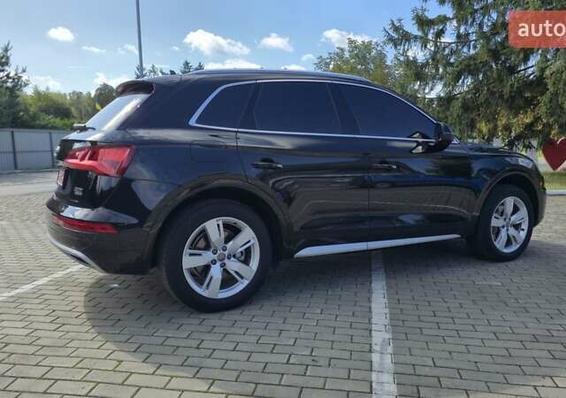 Чорний Ауді Ку 5, об'ємом двигуна 2 л та пробігом 193 тис. км за 23800 $, фото 7 на Automoto.ua