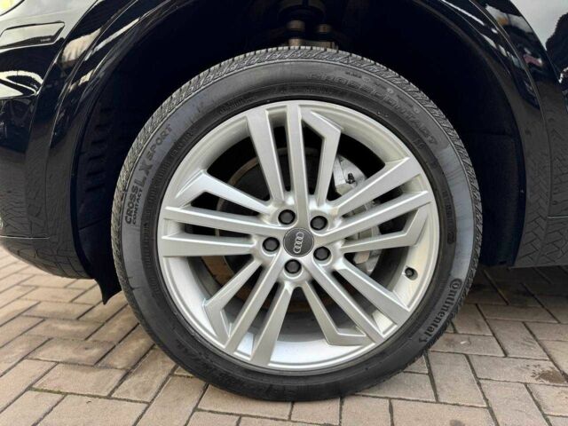 Чорний Ауді Ку 5, об'ємом двигуна 2 л та пробігом 71 тис. км за 29900 $, фото 17 на Automoto.ua