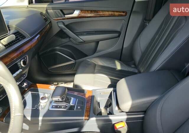 Чорний Ауді Ку 5, об'ємом двигуна 2 л та пробігом 193 тис. км за 23800 $, фото 15 на Automoto.ua