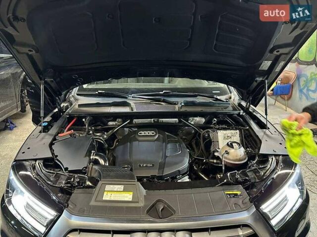 Черный Ауди Ку 5, объемом двигателя 2 л и пробегом 205 тыс. км за 25000 $, фото 3 на Automoto.ua
