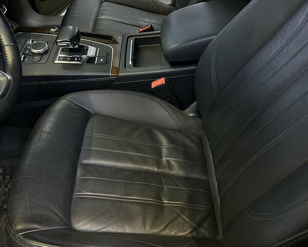 Черный Ауди Ку 5, объемом двигателя 2 л и пробегом 207 тыс. км за 18600 $, фото 19 на Automoto.ua