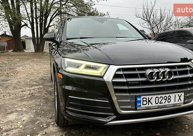 Черный Ауди Ку 5, объемом двигателя 1.98 л и пробегом 128 тыс. км за 28900 $, фото 1 на Automoto.ua