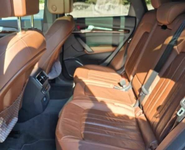 Черный Ауди Ку 5, объемом двигателя 2 л и пробегом 129 тыс. км за 14000 $, фото 5 на Automoto.ua