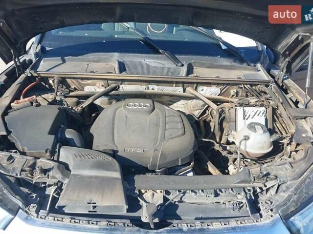 Черный Ауди Ку 5, объемом двигателя 1.98 л и пробегом 190 тыс. км за 16000 $, фото 9 на Automoto.ua