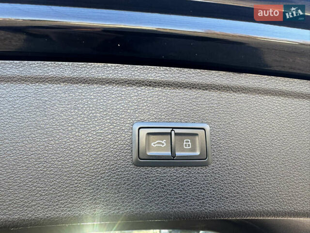 Чорний Ауді Ку 5, об'ємом двигуна 2 л та пробігом 151 тис. км за 23400 $, фото 43 на Automoto.ua