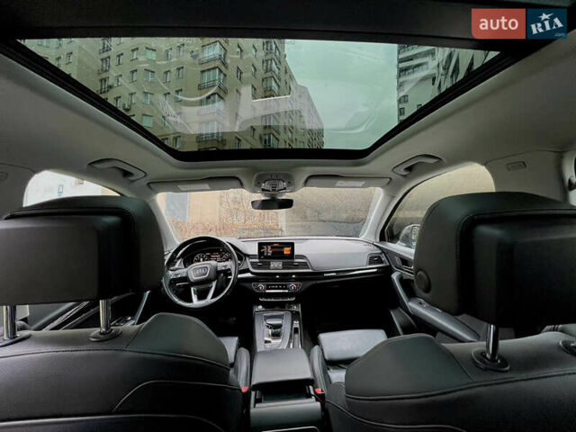 Черный Ауди Ку 5, объемом двигателя 1.98 л и пробегом 53 тыс. км за 32000 $, фото 8 на Automoto.ua