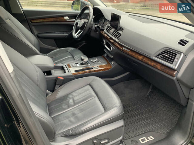 Черный Ауди Ку 5, объемом двигателя 1.98 л и пробегом 141 тыс. км за 22500 $, фото 22 на Automoto.ua