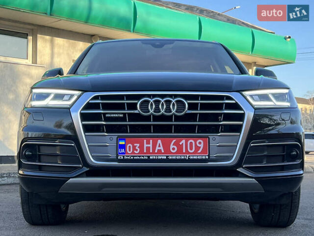 Черный Ауди Ку 5, объемом двигателя 1.97 л и пробегом 162 тыс. км за 34999 $, фото 2 на Automoto.ua