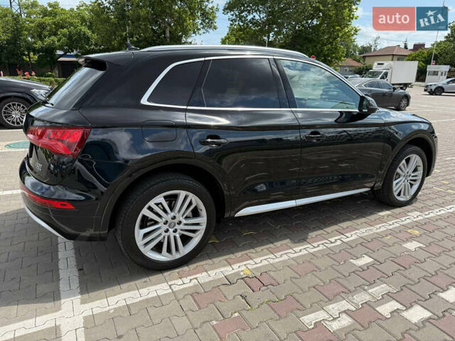 Черный Ауди Ку 5, объемом двигателя 1.98 л и пробегом 93 тыс. км за 27800 $, фото 2 на Automoto.ua