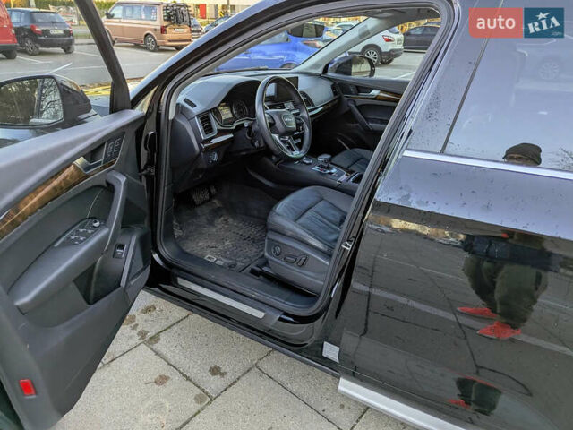 Черный Ауди Ку 5, объемом двигателя 1.98 л и пробегом 207 тыс. км за 25000 $, фото 8 на Automoto.ua