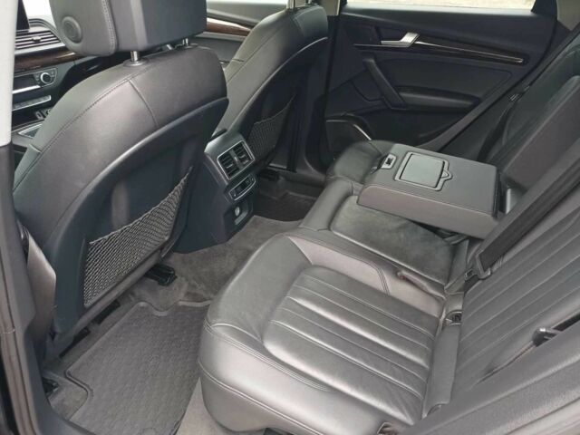 Черный Ауди Ку 5, объемом двигателя 2 л и пробегом 87 тыс. км за 17000 $, фото 11 на Automoto.ua