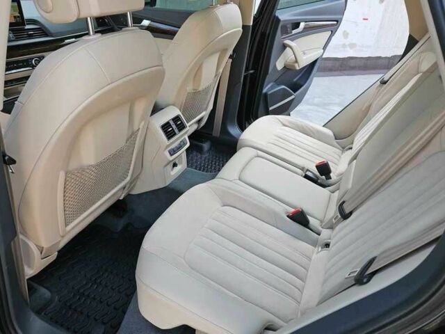 Ауди Ку 5 2018 в Василькове на Automoto.ua Черный Ауди Ку 5, объемом двигателя 2 л и пробегом 94 тыс. км за 18200 $, фото 10 на Automoto.ua