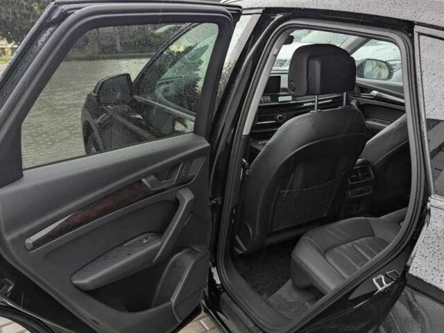 Чорний Ауді Ку 5, об'ємом двигуна 1.98 л та пробігом 74 тис. км за 28500 $, фото 7 на Automoto.ua