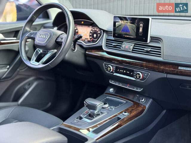 Черный Ауди Ку 5, объемом двигателя 1.98 л и пробегом 62 тыс. км за 23300 $, фото 13 на Automoto.ua