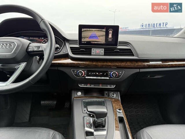 Черный Ауди Ку 5, объемом двигателя 1.98 л и пробегом 103 тыс. км за 27700 $, фото 16 на Automoto.ua