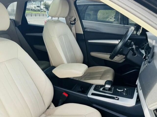 Чорний Ауді Ку 5, об'ємом двигуна 2 л та пробігом 89 тис. км за 15100 $, фото 15 на Automoto.ua