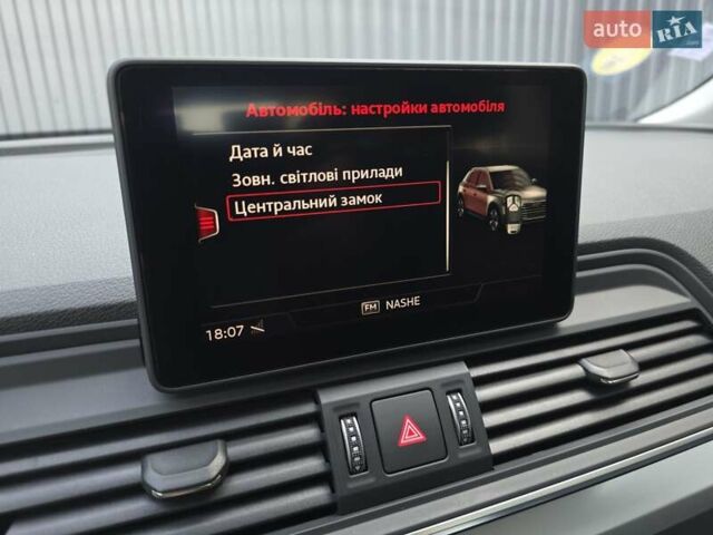 Чорний Ауді Ку 5, об'ємом двигуна 1.97 л та пробігом 190 тис. км за 29999 $, фото 30 на Automoto.ua