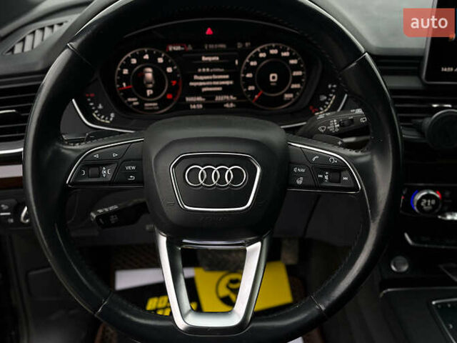 Черный Ауди Ку 5, объемом двигателя 1.98 л и пробегом 160 тыс. км за 26100 $, фото 18 на Automoto.ua