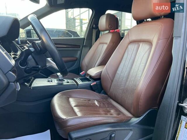 Черный Ауди Ку 5, объемом двигателя 1.98 л и пробегом 127 тыс. км за 24600 $, фото 10 на Automoto.ua