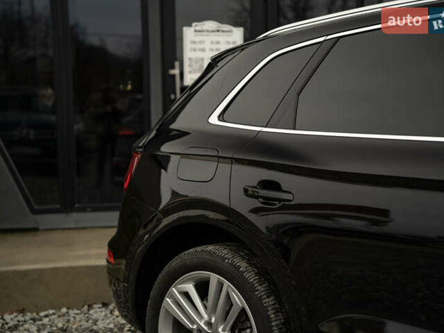 Черный Ауди Ку 5, объемом двигателя 1.98 л и пробегом 87 тыс. км за 28900 $, фото 7 на Automoto.ua