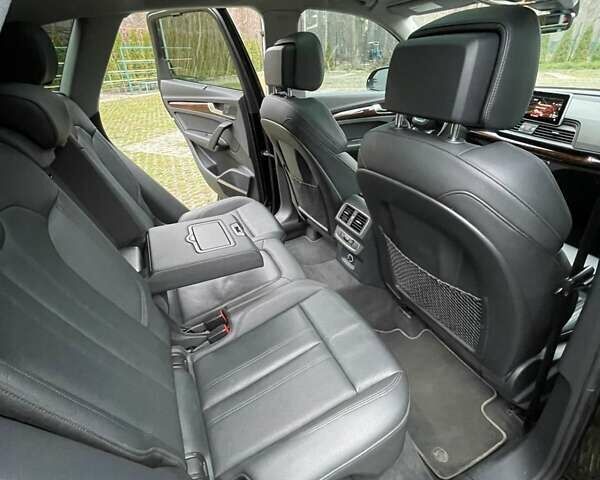 Чорний Ауді Ку 5, об'ємом двигуна 2 л та пробігом 65 тис. км за 29800 $, фото 17 на Automoto.ua