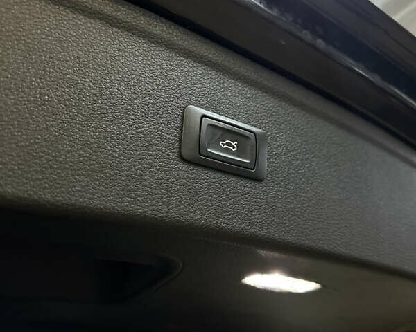 Черный Ауди Ку 5, объемом двигателя 2 л и пробегом 207 тыс. км за 18600 $, фото 30 на Automoto.ua