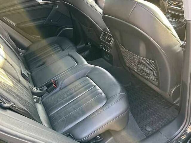 Чорний Ауді Ку 5, об'ємом двигуна 2 л та пробігом 91 тис. км за 18200 $, фото 11 на Automoto.ua