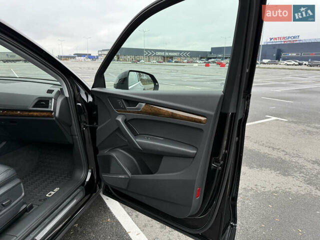 Черный Ауди Ку 5, объемом двигателя 1.98 л и пробегом 103 тыс. км за 27700 $, фото 21 на Automoto.ua