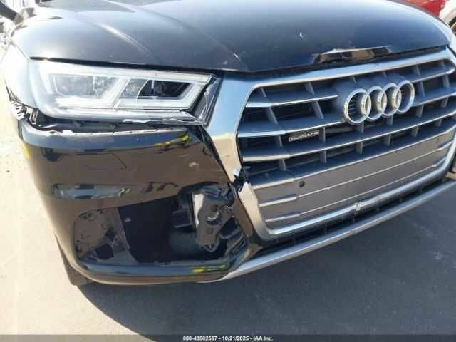 Черный Ауди Ку 5, объемом двигателя 2 л и пробегом 71 тыс. км за 7000 $, фото 5 на Automoto.ua