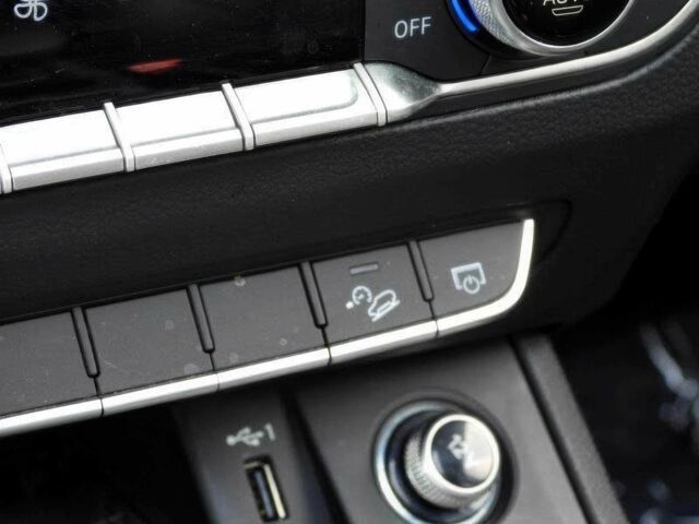 Чорний Ауді Ку 5, об'ємом двигуна 2 л та пробігом 42 тис. км за 14500 $, фото 15 на Automoto.ua