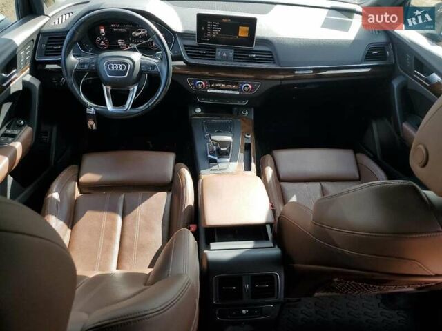 Черный Ауди Ку 5, объемом двигателя 1.98 л и пробегом 170 тыс. км за 24000 $, фото 4 на Automoto.ua