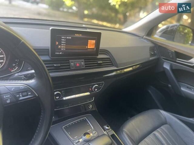 Чорний Ауді Ку 5, об'ємом двигуна 1.98 л та пробігом 198 тис. км за 25000 $, фото 15 на Automoto.ua