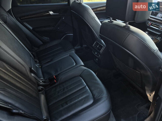 Черный Ауди Ку 5, объемом двигателя 2 л и пробегом 120 тыс. км за 24999 $, фото 47 на Automoto.ua