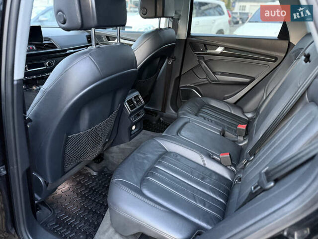 Черный Ауди Ку 5, объемом двигателя 1.98 л и пробегом 229 тыс. км за 17800 $, фото 14 на Automoto.ua